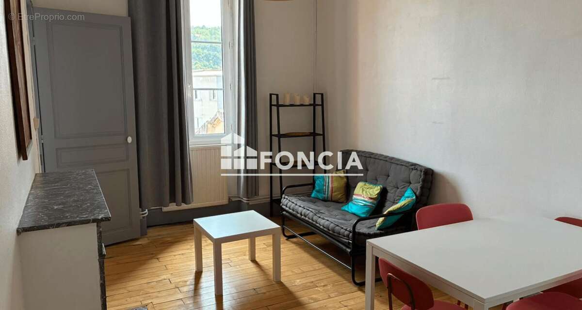 Appartement T2, environ 47 m2, plein centre de Cahors - photo 3