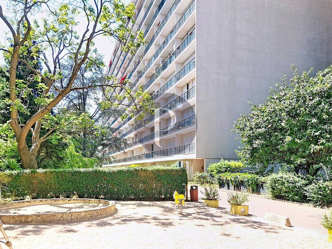 Appartement à VILLEJUIF