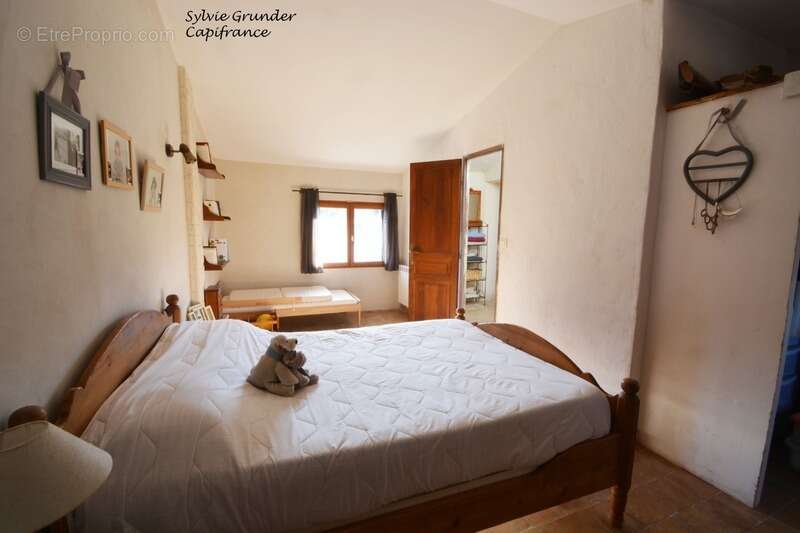 Maison à EGUILLES