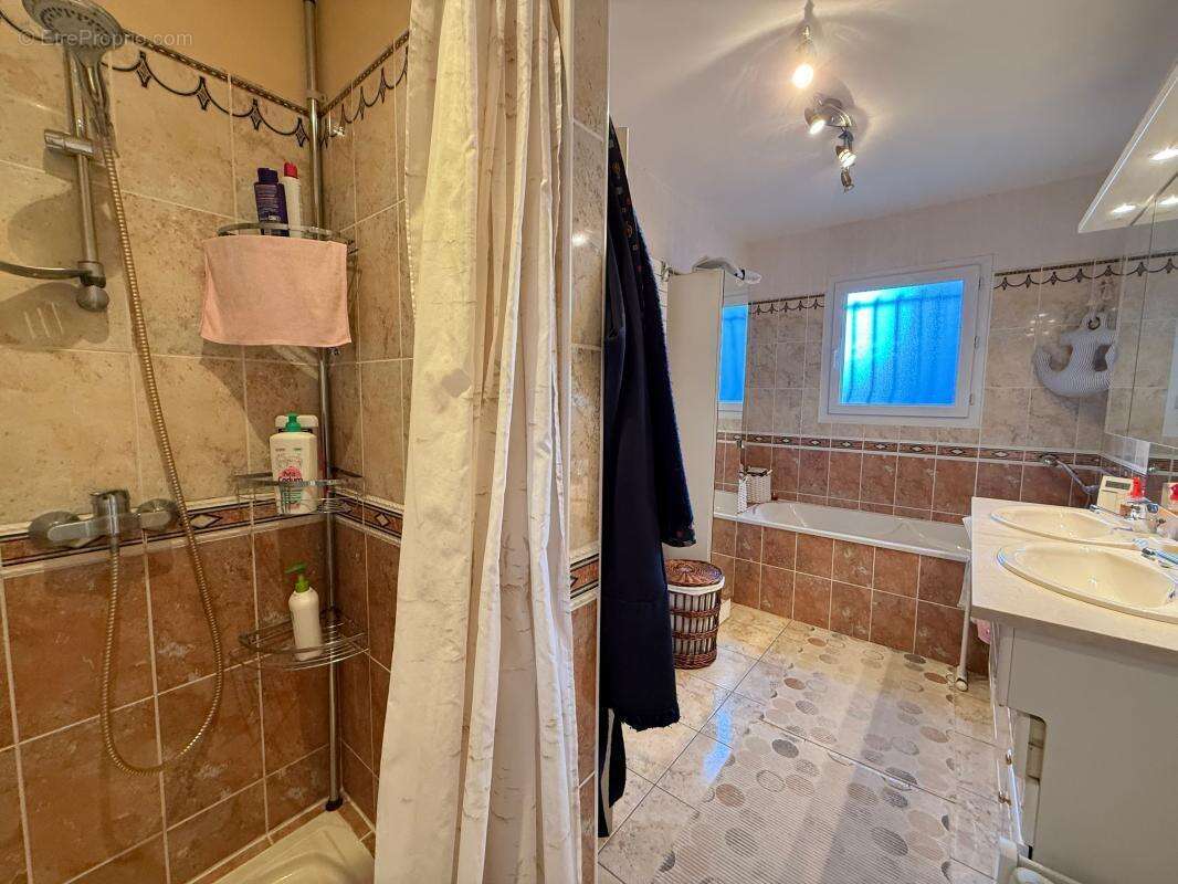 Maison à SAINT-PALAIS-SUR-MER