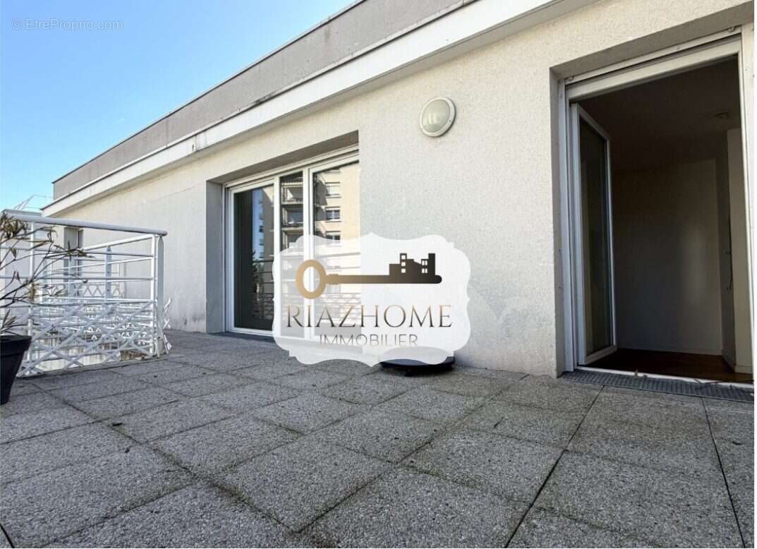 Appartement à LE BOURGET