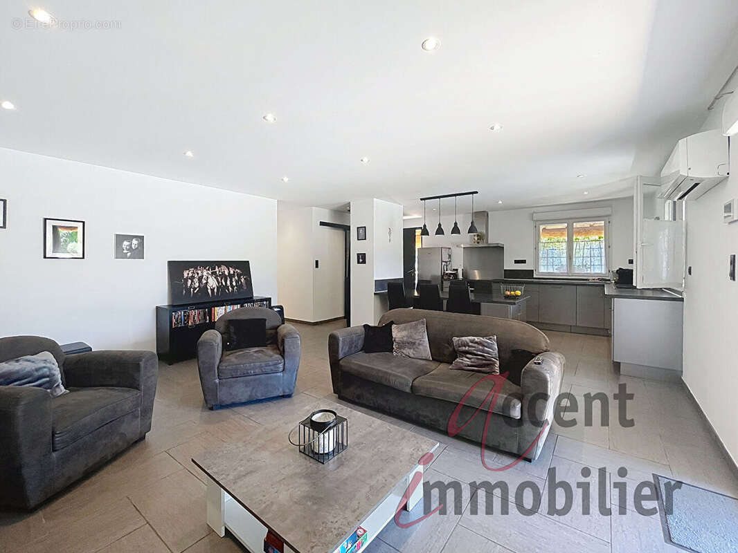 Maison à EYGALIERES