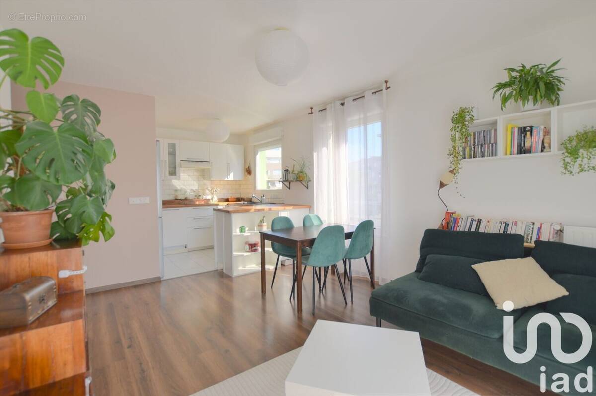Photo 1 - Appartement à FLEURY-MEROGIS