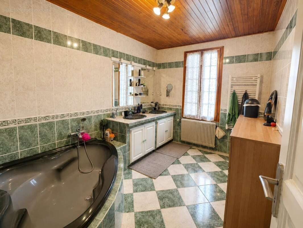 Maison de charme avec piscine aux portes de Libourne et  de Saint-Emilion - photo 11