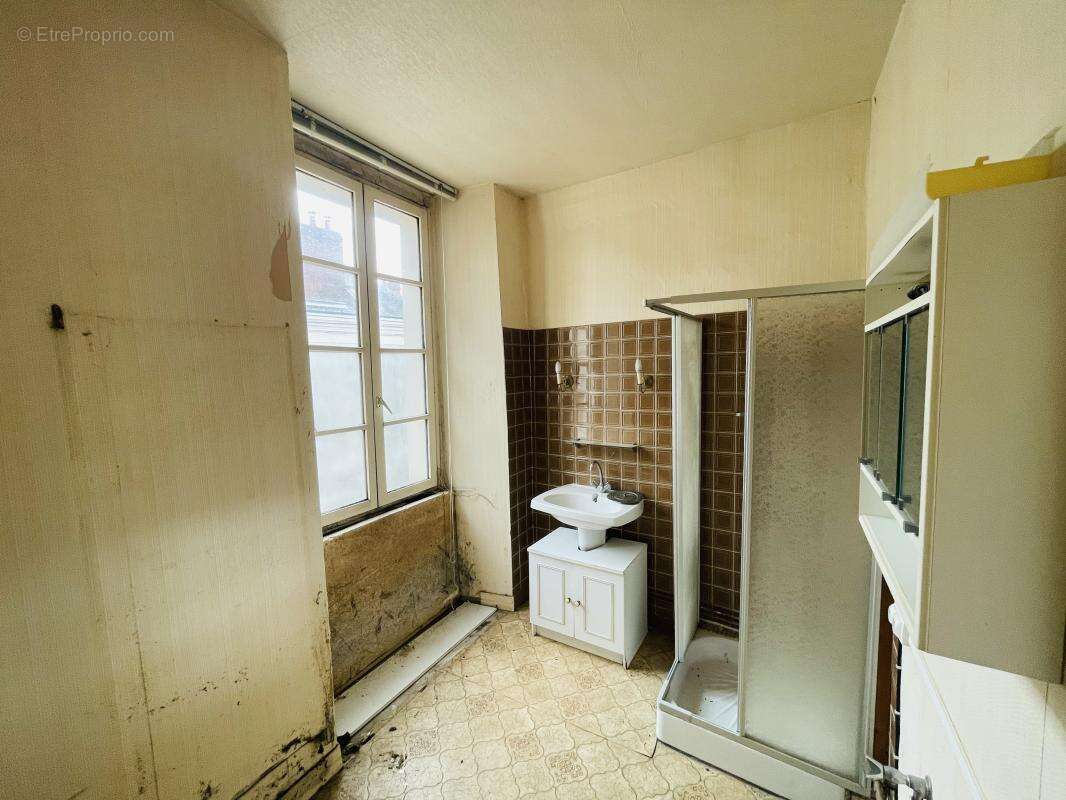 Appartement à ANGERVILLE