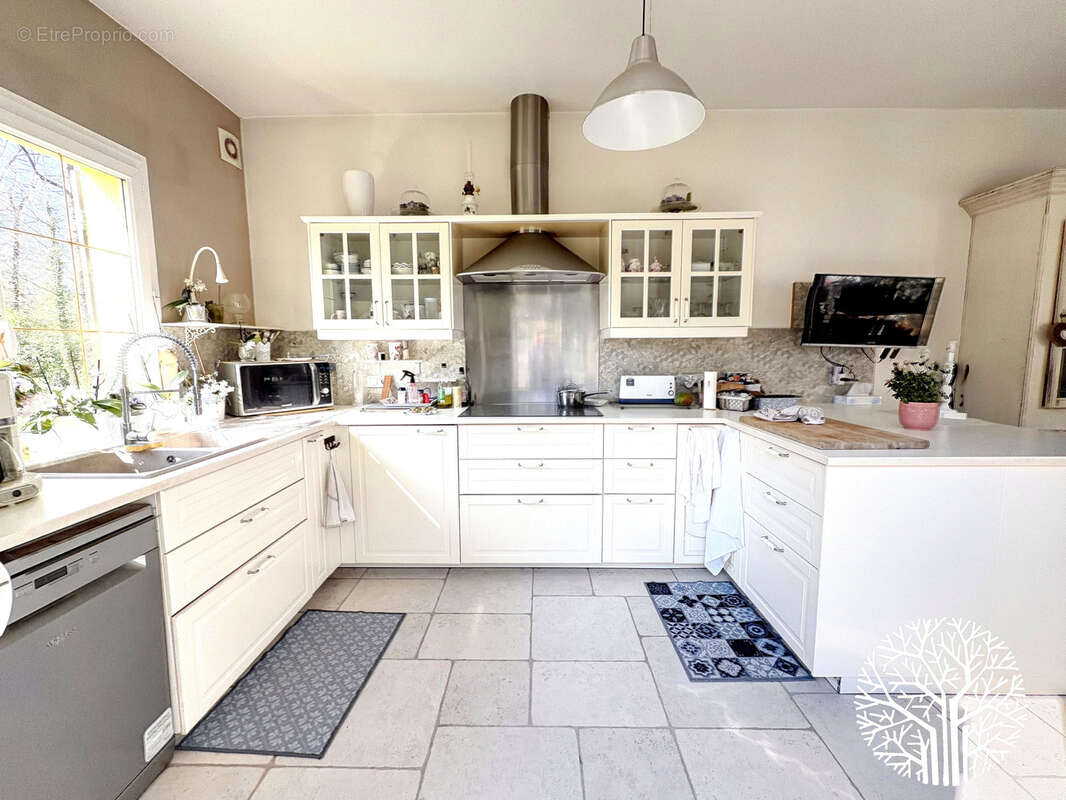 Maison à NOISY-SUR-ECOLE