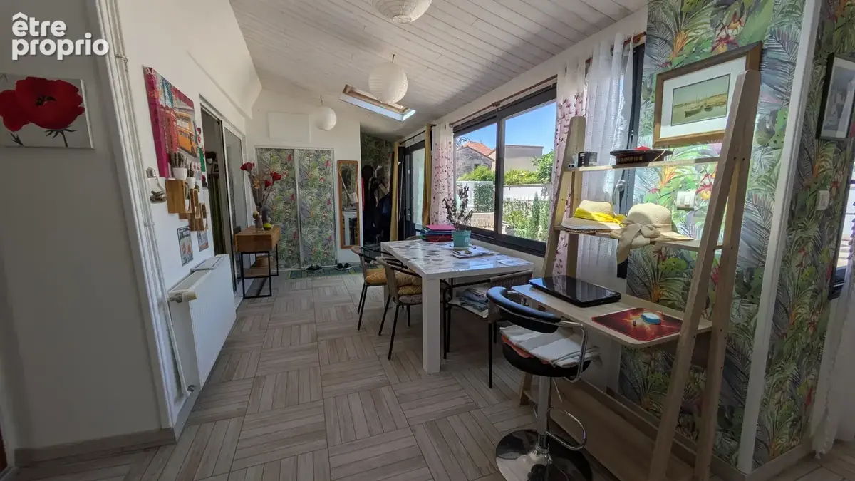 Maison atypique avec jardin au coeur de Sardon - photo 4