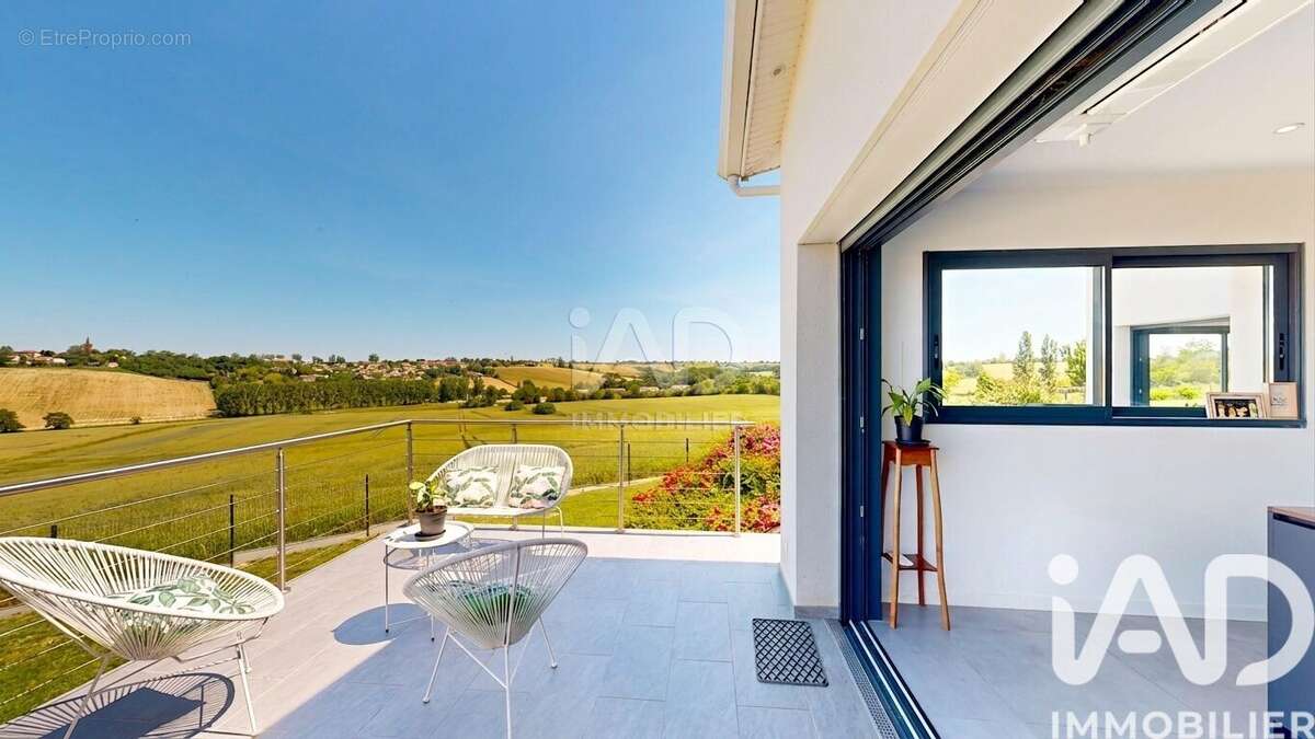 Maison 262 m² à Saint-Leon  - photo 9