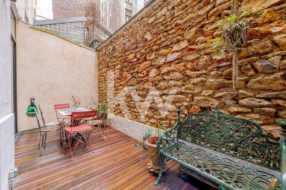 Appartement à PARIS-18E