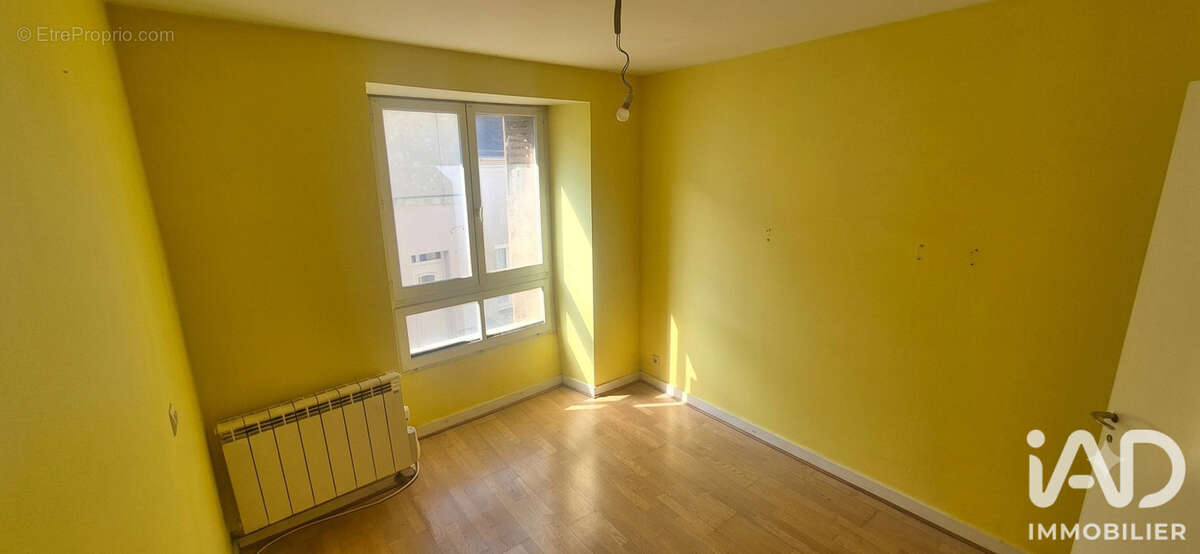 Maison 172 m² à Saint-Christophe-Sur-Le-Nais  - photo 7