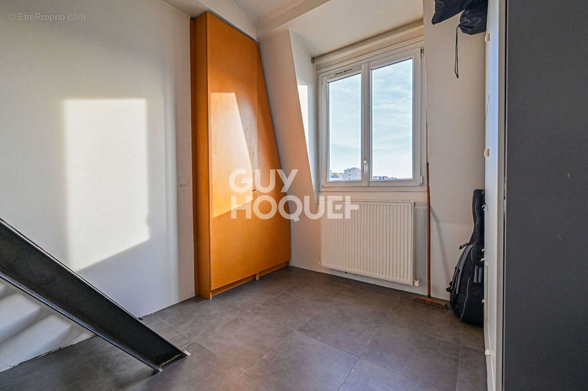 Appartement à PARIS-12E