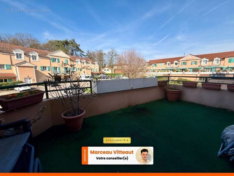 Appartement à CHARNAY-LES-MACON