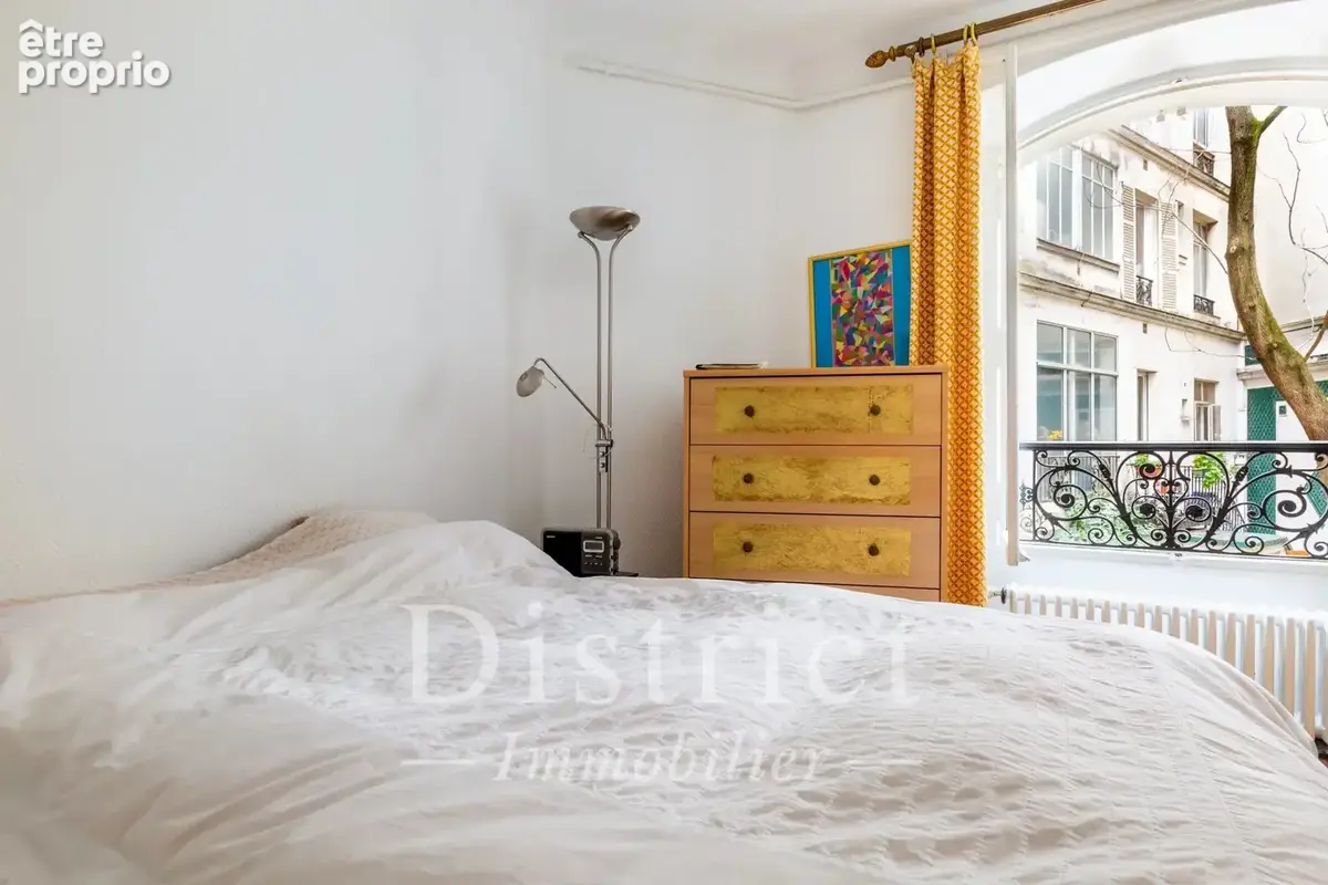 Bd de Courcelles - Viager occupé sans rente. 4 pièces de 83m² - photo 5