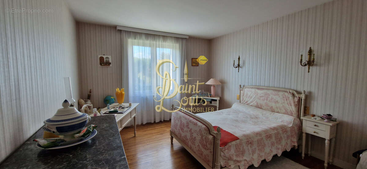 Maison à CHAVEIGNES