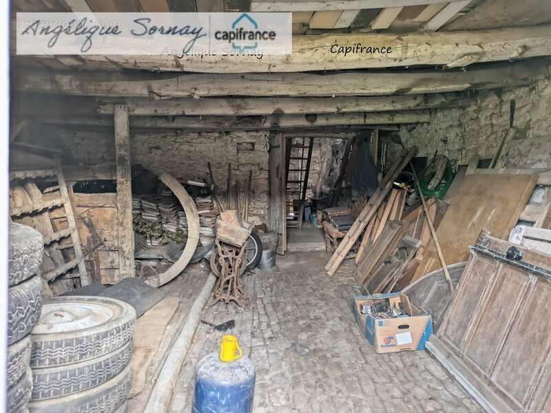 Maison à SAINT-JULIEN