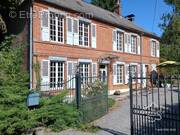 Maison à LA NEUVILLE-HOUSSET
