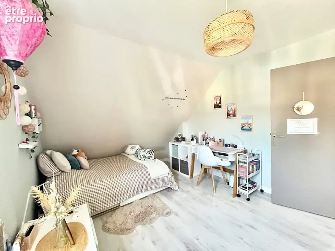Maison Hérouvillette à vendre 5 pièce(s) 100.4 m2 - vie de plain pied - 3 chambres - véranda '- terrain 586 m² - photo 15