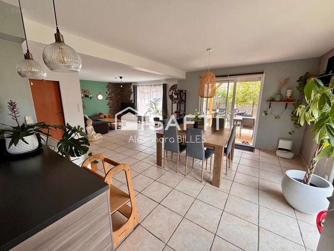 Photo 3 - Maison à LE SOLER