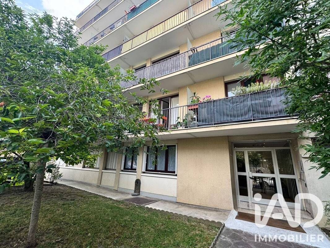 Photo 1 - Appartement à MONTREUIL