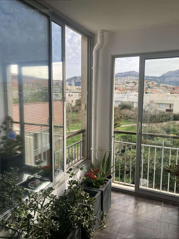 Appartement à MARSEILLE-8E