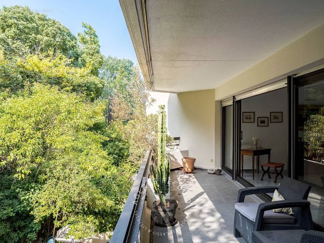 Appartement à MARSEILLE-8E