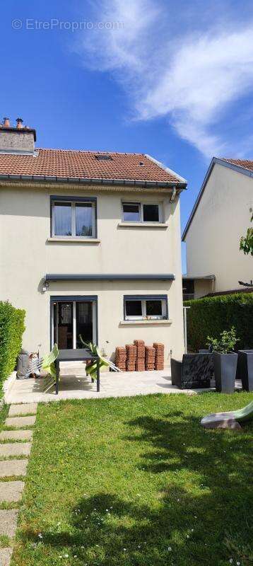 Maison à VANDOEUVRE-LES-NANCY