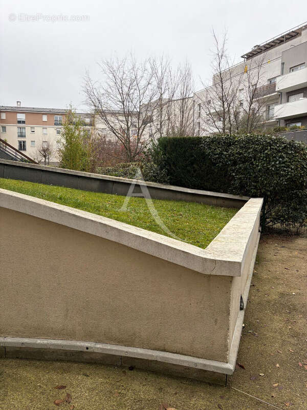 Appartement à LE BLANC-MESNIL