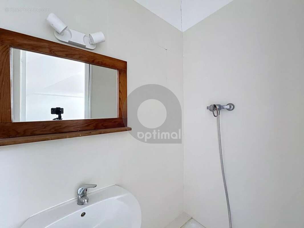 Studette - quartier saint gervais - photo 4