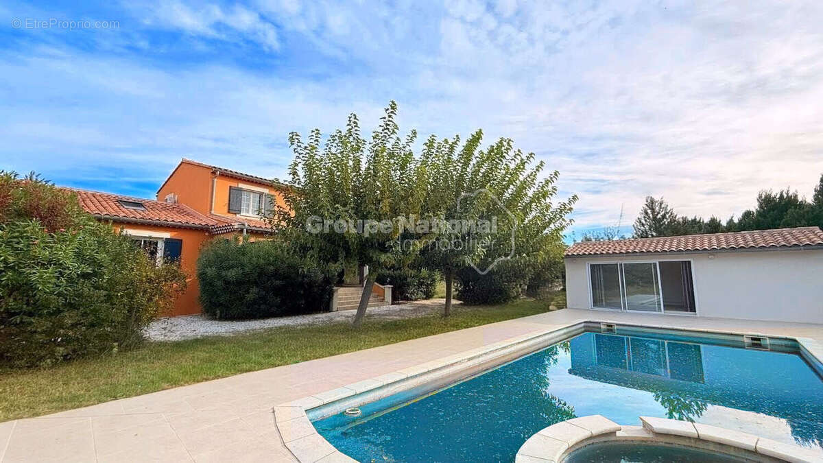 Maison - Espace et confort - photo 3