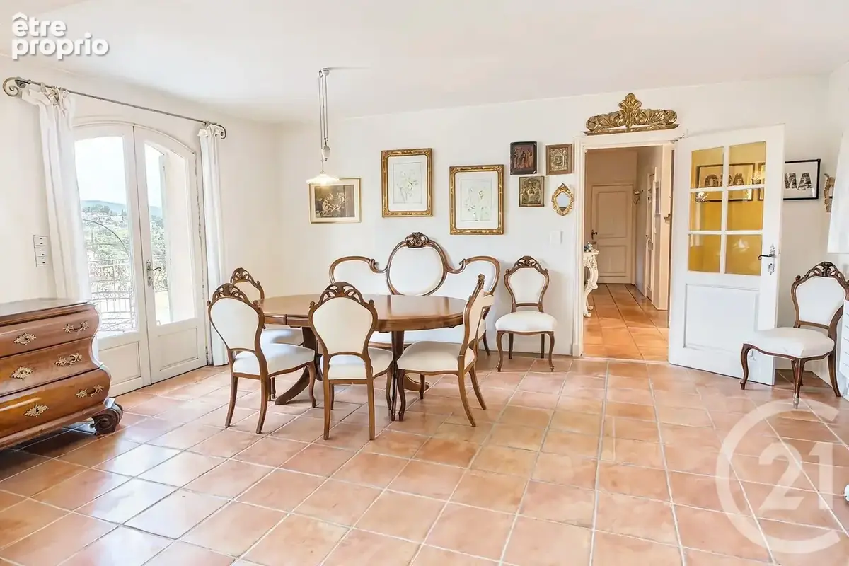 Maison 4 pièces 163 m² à vendre à Le Rouret (06650) - photo 5