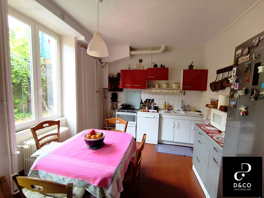 Maison à LUGNY