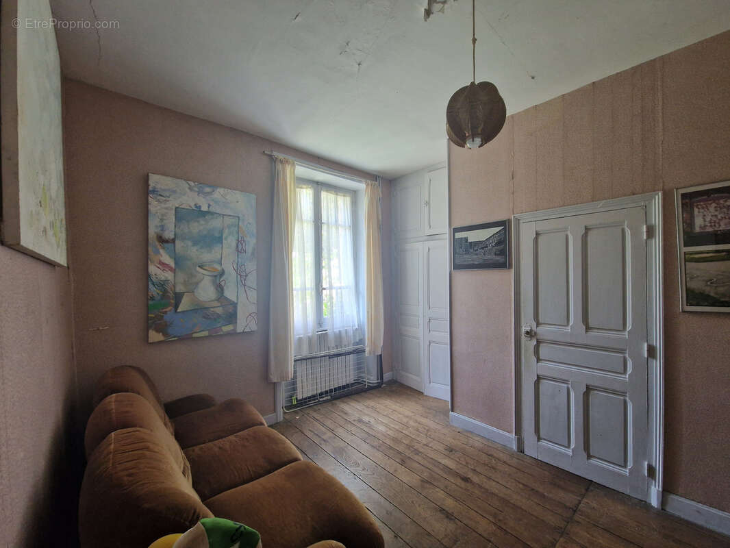 Maison à LUBERSAC