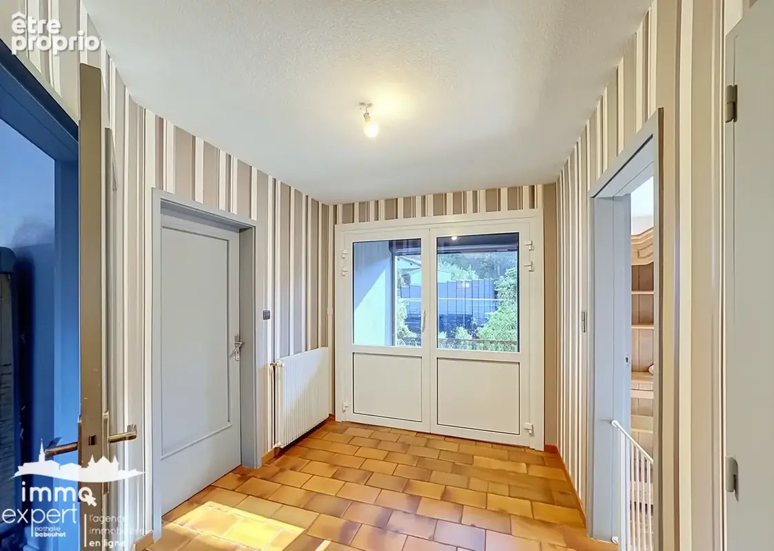 Le Thillot   Villa 279 m2 avec appartement indépendant + terrain 2 449 m2 - photo 11