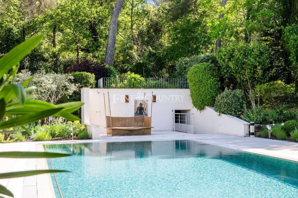 Maison à TOURRETTES