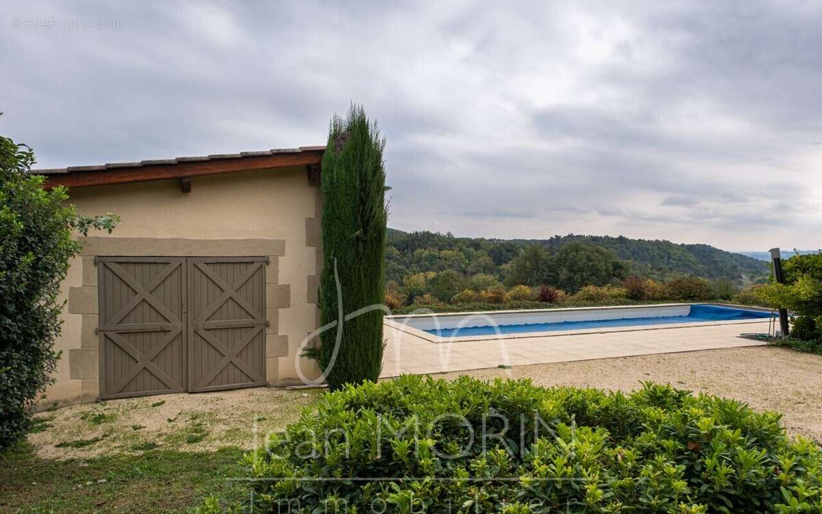 Maison à SAINT-BARDOUX