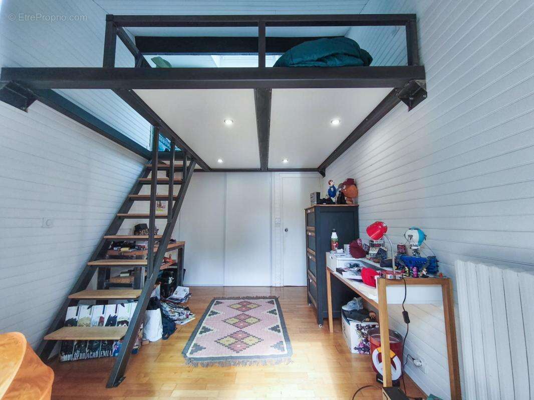 Maison à SAINT-JEAN-DE-VEDAS