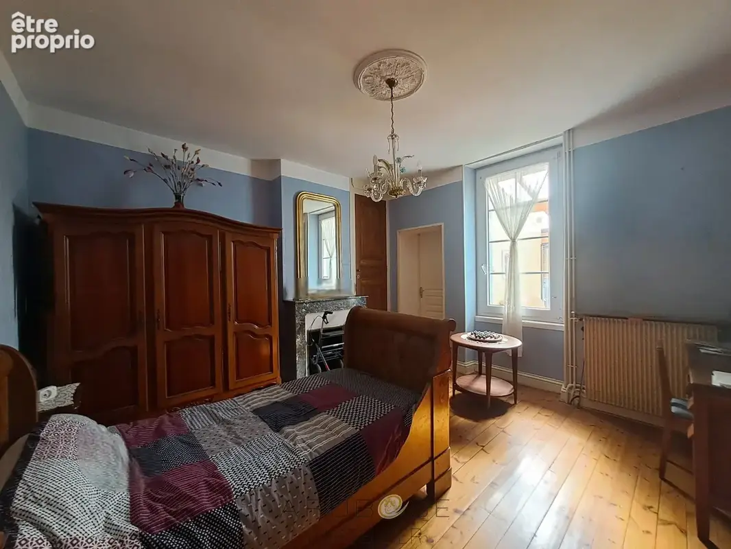Maison de village 8 pièces, à pied des commerces, avec véranda, jardinet et grand  garage - photo 12