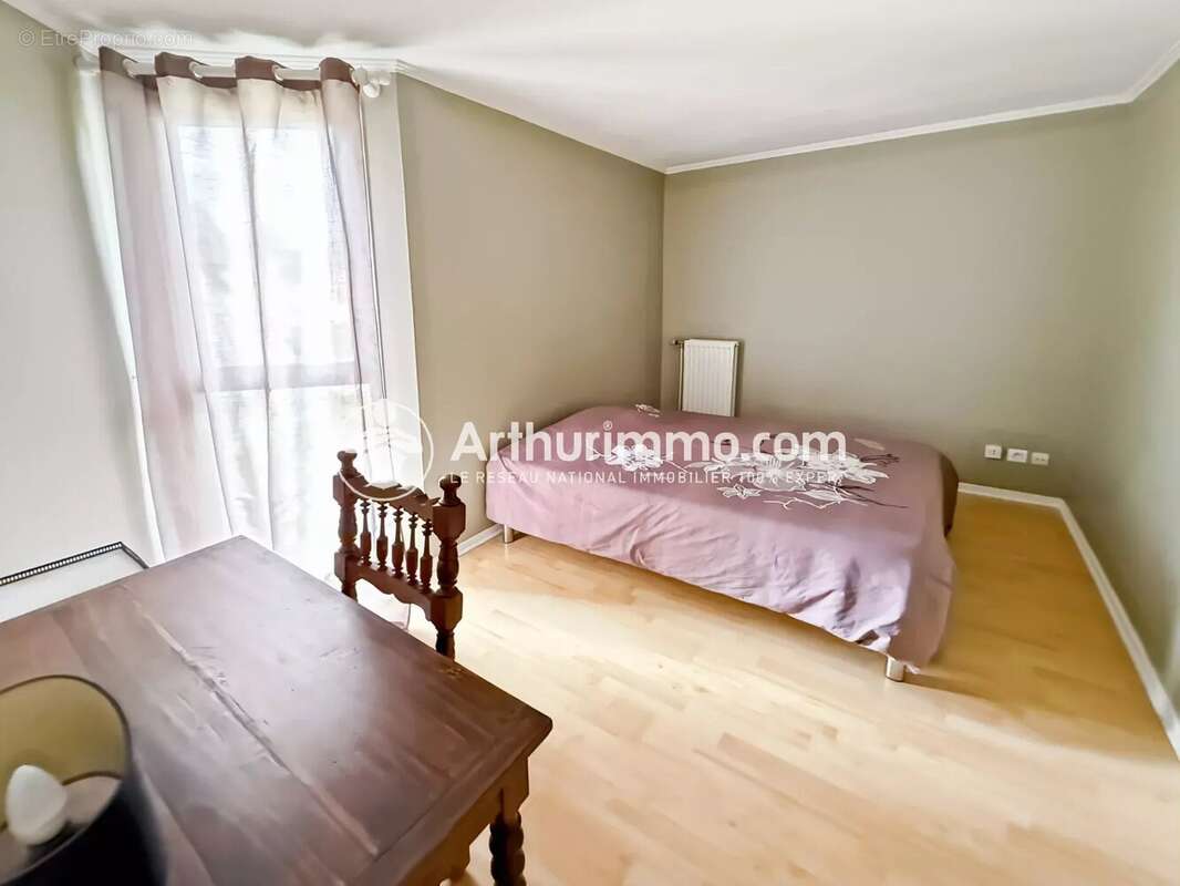Appartement à ETIOLLES