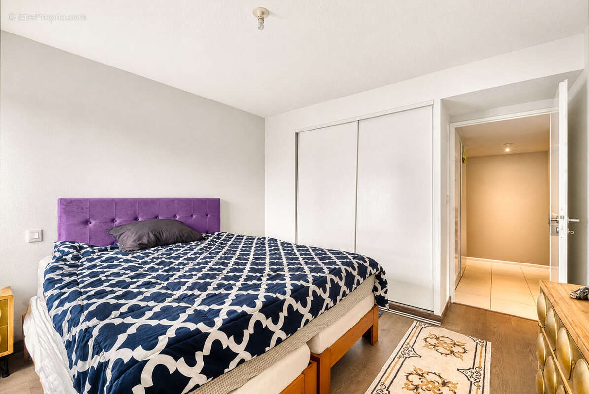 En exclusivité ! Appartement T3 de 62 m2 situé au 1er étage, secteur Barrière de Paris. - photo 9