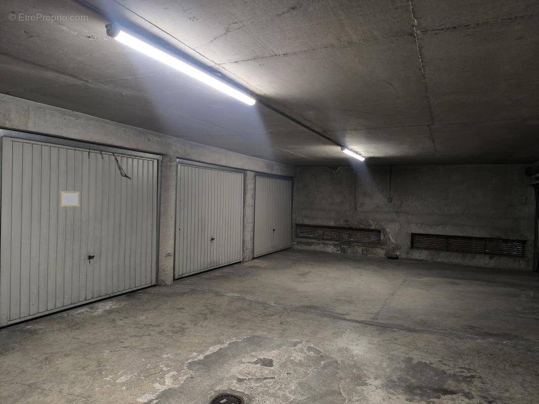 Parking à AVIGNON