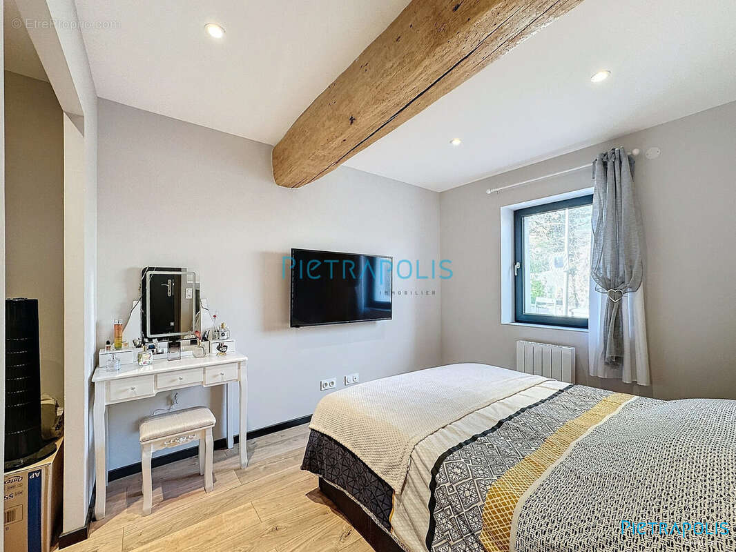 Chambre - Maison à MIRIBEL