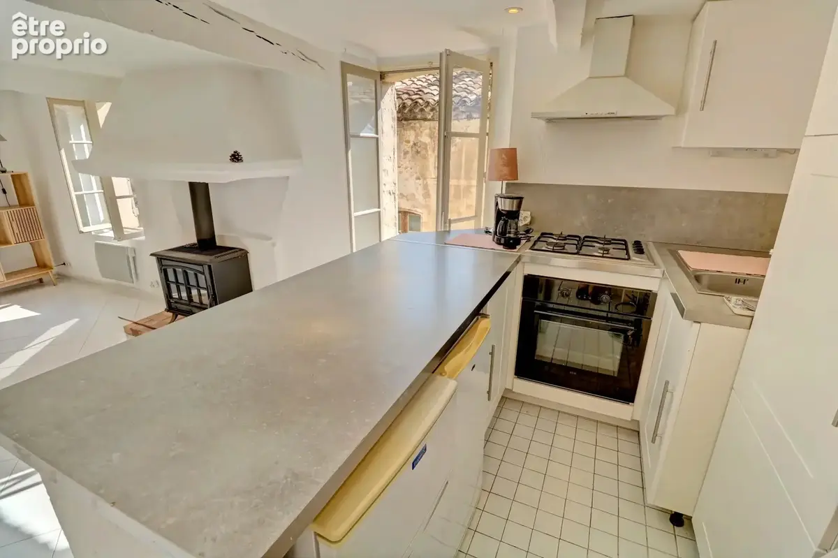 Appartement meublé Haut-de-Cagnes avec balcon et vue mer - photo 4