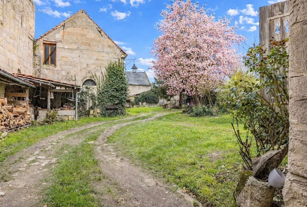 Maison à TROSLY-BREUIL