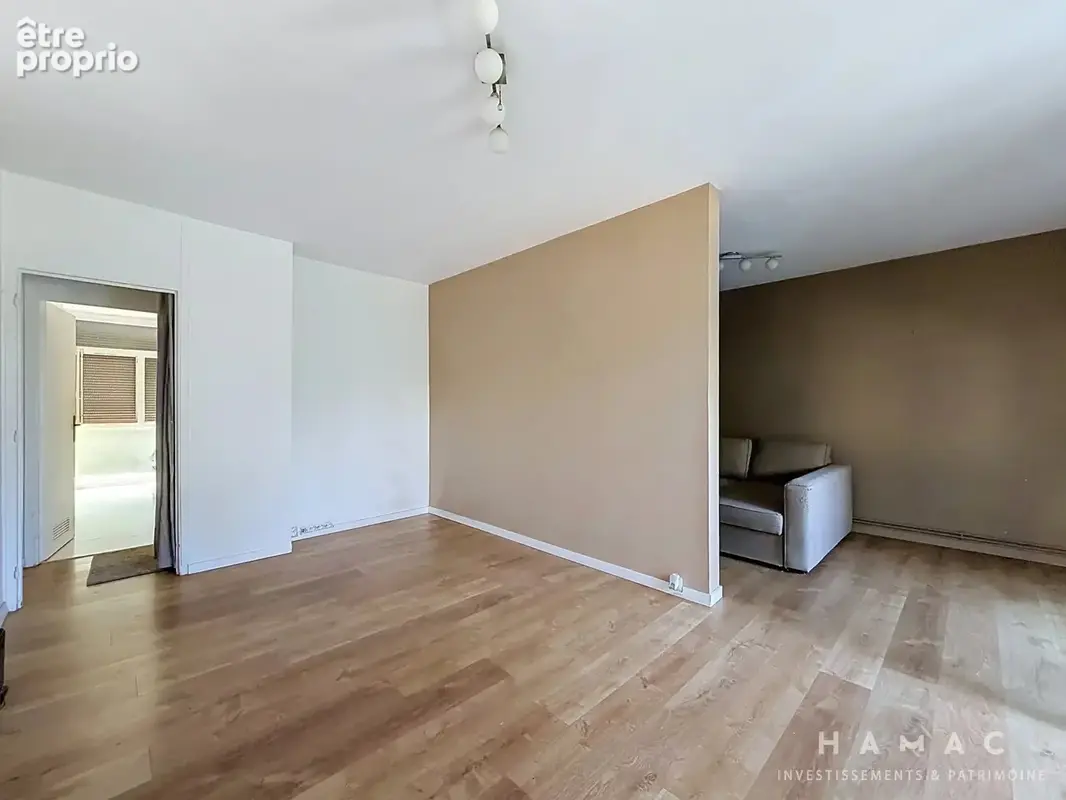 Appartement t4 - 68m2- balcon - calme - garage - oullins - photo 4