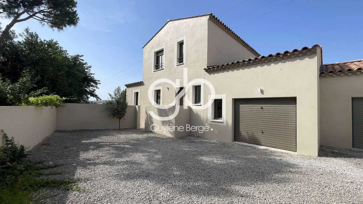 Maison à VIC-LA-GARDIOLE