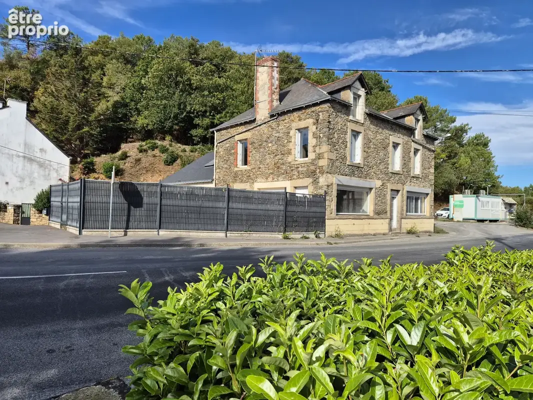 Maison 6 pièces en bordure de l'Oust à Saint-Jean-la-Poterie. - photo 2