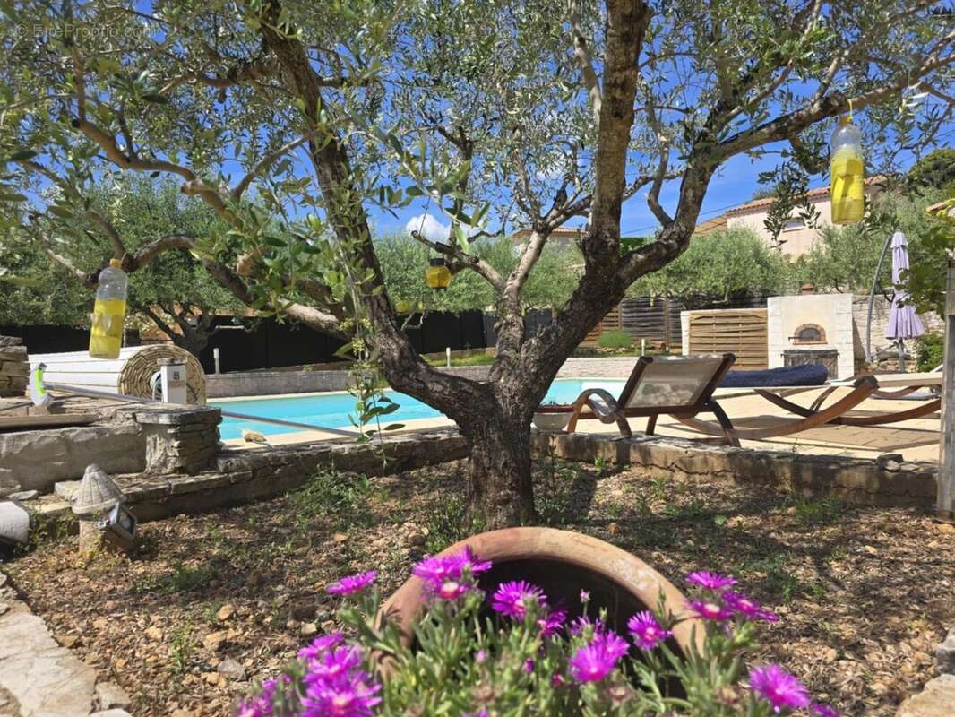 Maison à FLASSANS-SUR-ISSOLE