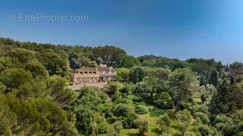 Maison à MOUGINS