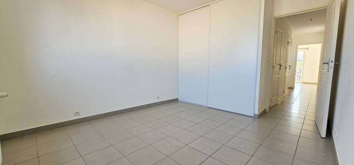 Autre à ROQUEBRUNE-SUR-ARGENS