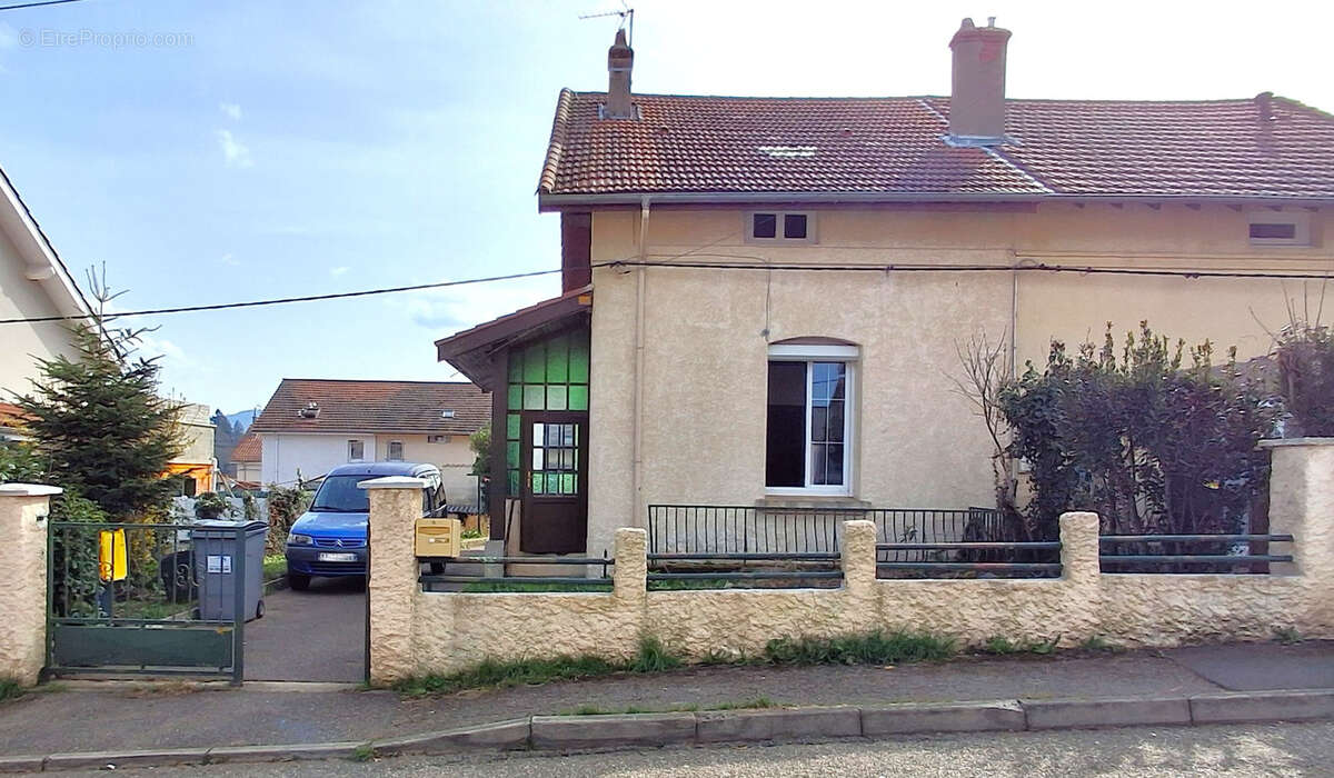 Maison à ROCHE-LA-MOLIERE
